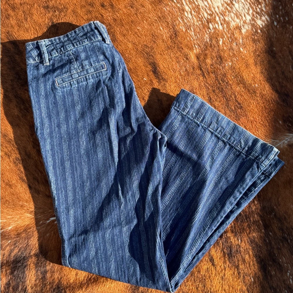 Women’s rock ‘n’ roll denim flare jeans, size 32/34 high rise jeans